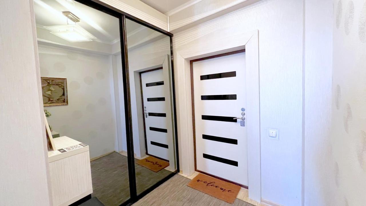 Apartament De Lux Cu 2 Camere Si Living Κισινάου Εξωτερικό φωτογραφία